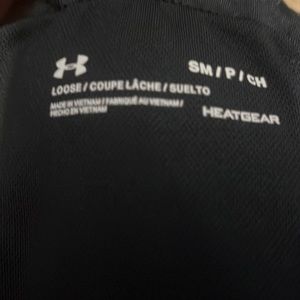under armor, size small
